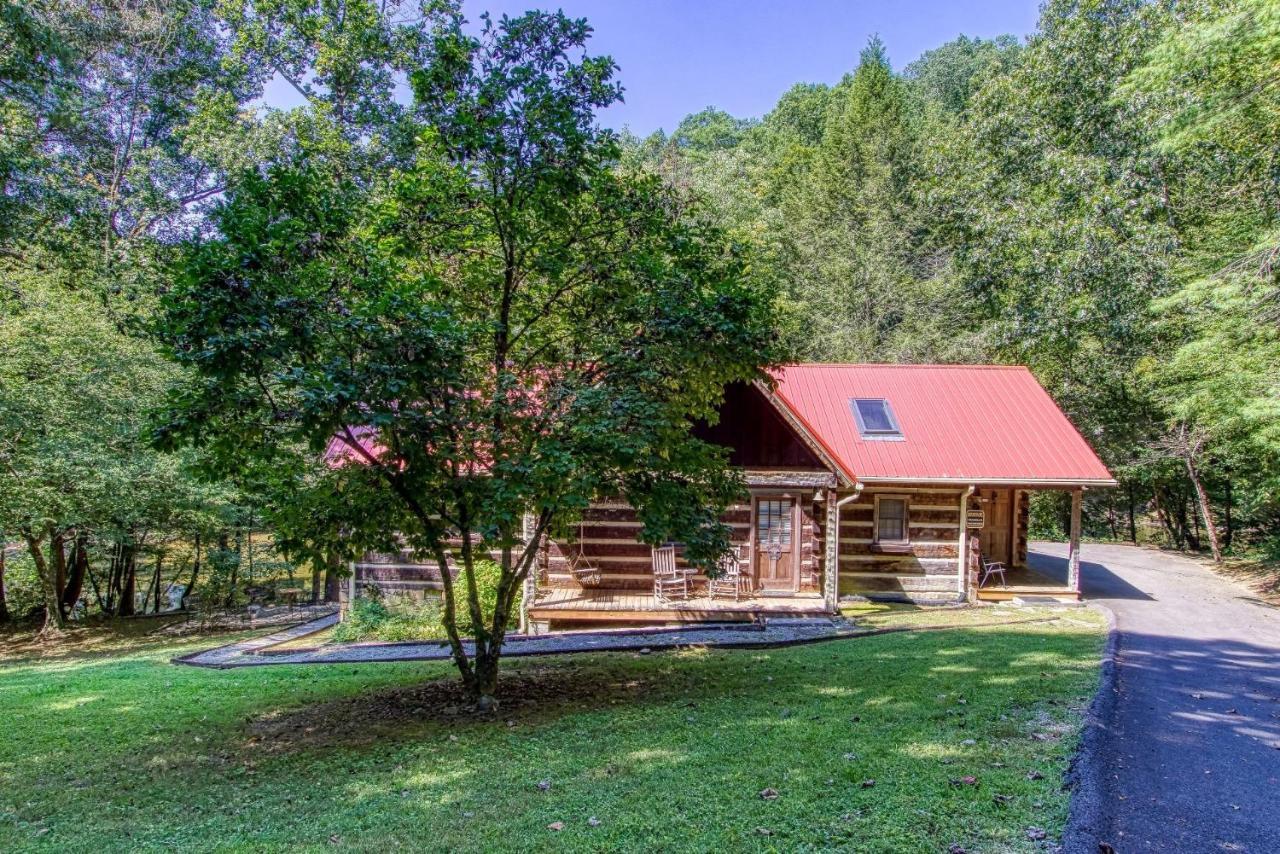 Valhalla - Private Rustic Getaway Cabin Sevierville Exterior foto
